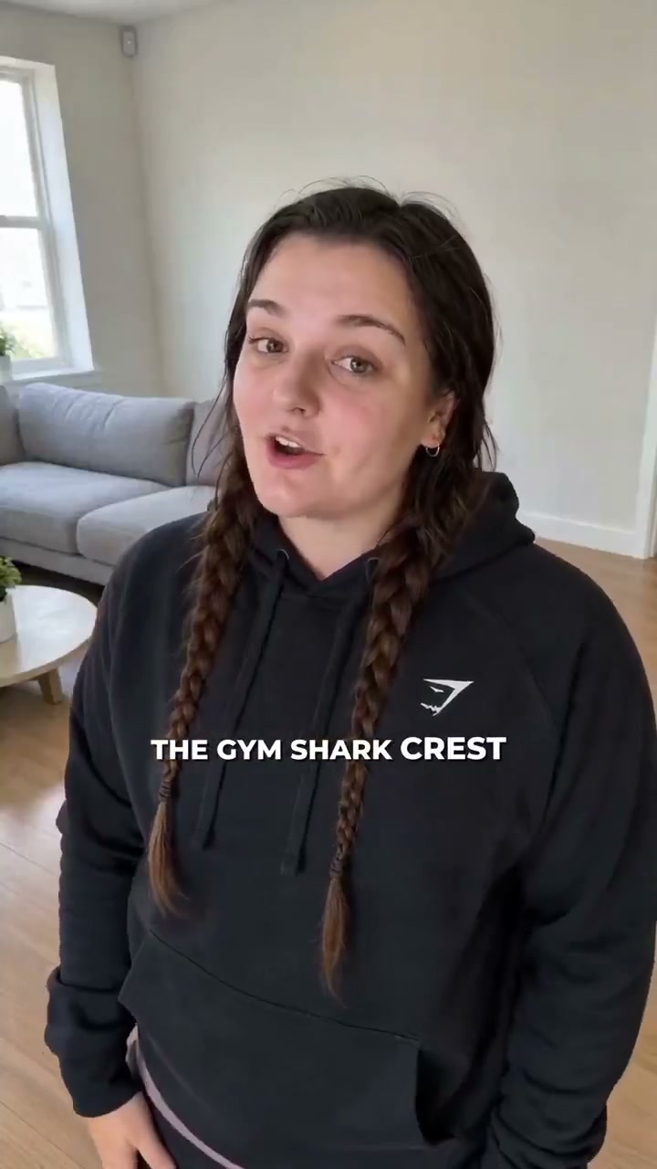 Gymshark Crest Hoodie - Black, exemple de pub UGC IA